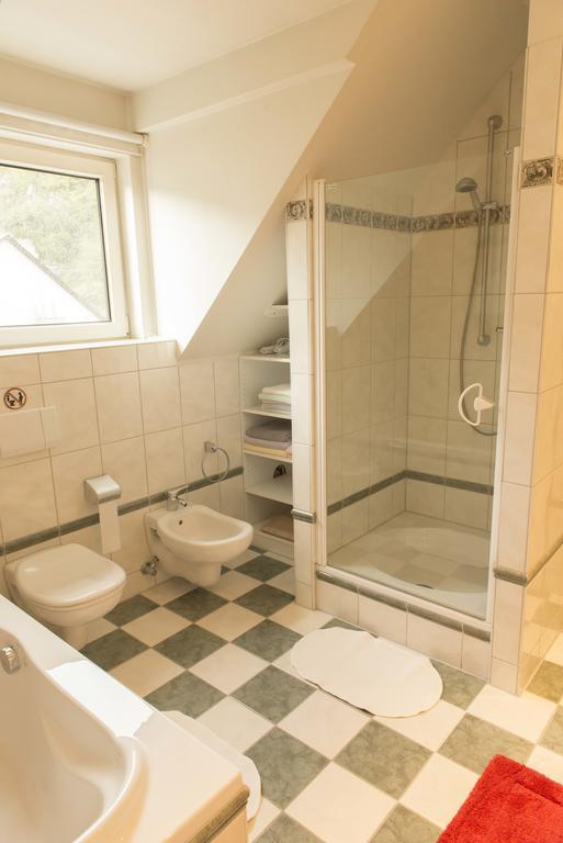 Ferienwohnung Burg Eltz Treis-Karden Værelse billede